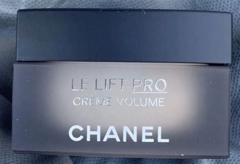 chanel moisturiser le lift|More.